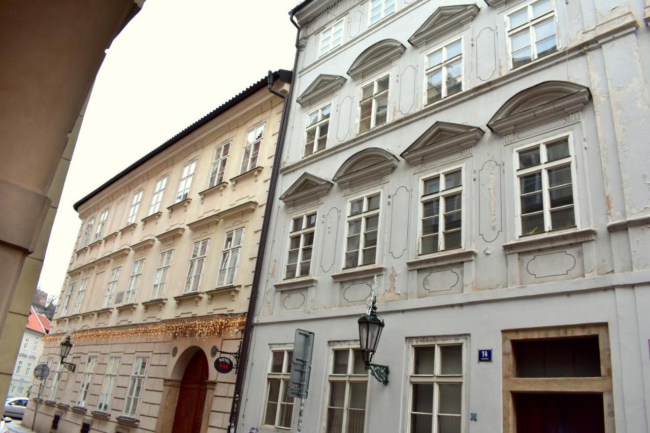 Apartment Lesser Town! Πράγα Εξωτερικό φωτογραφία